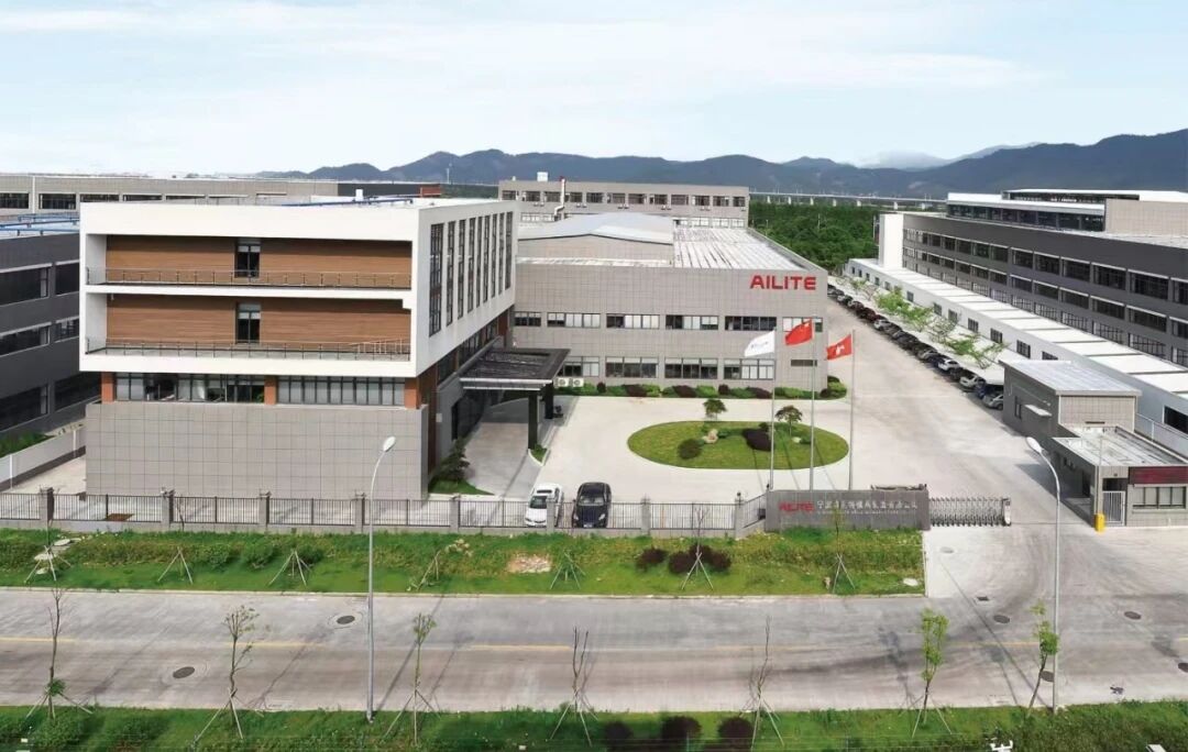 埃利特携手合作伙伴，成功研发7200T一体化压铸车身后地板